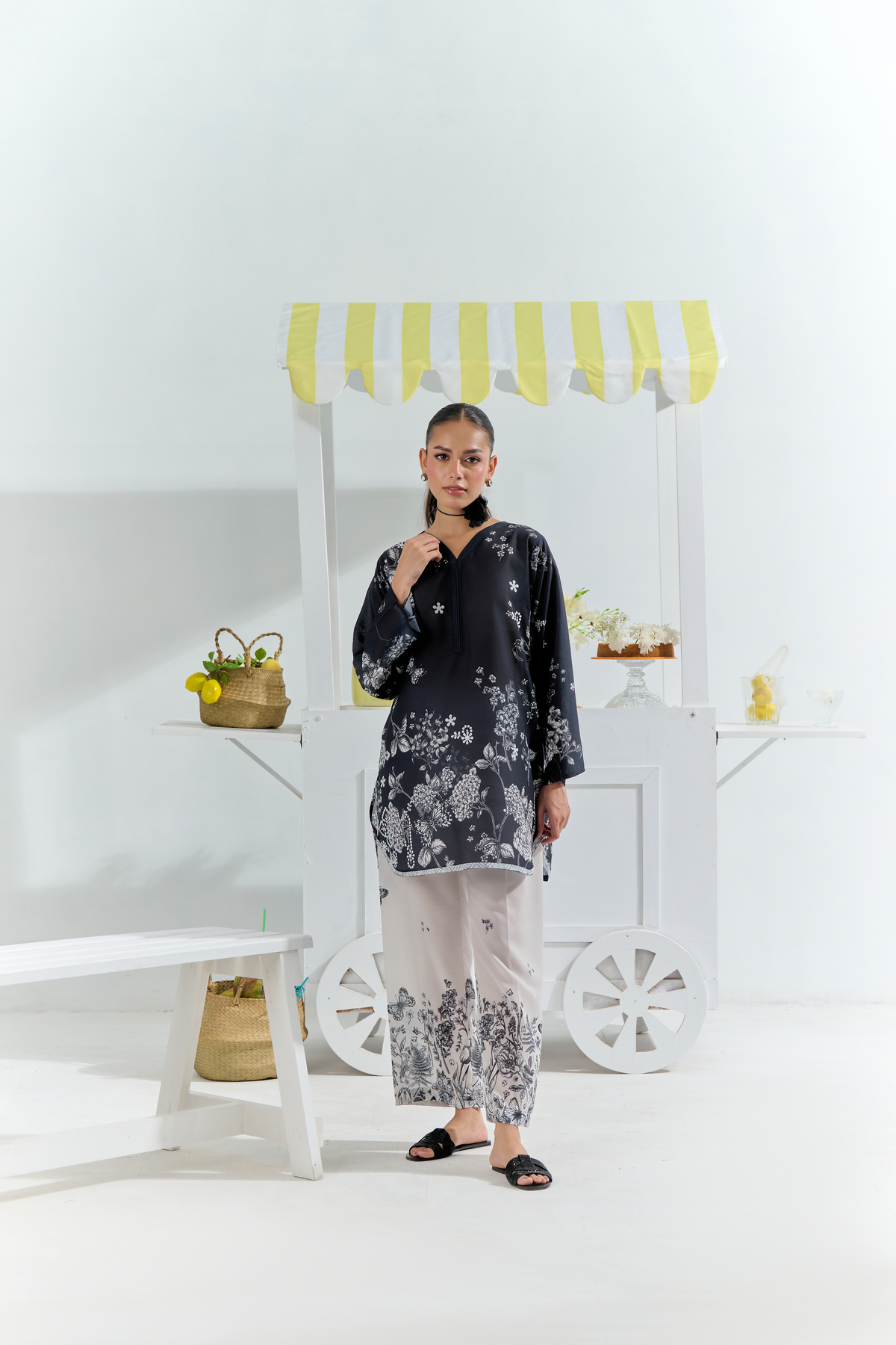 Noir Blossom | 2-Piece