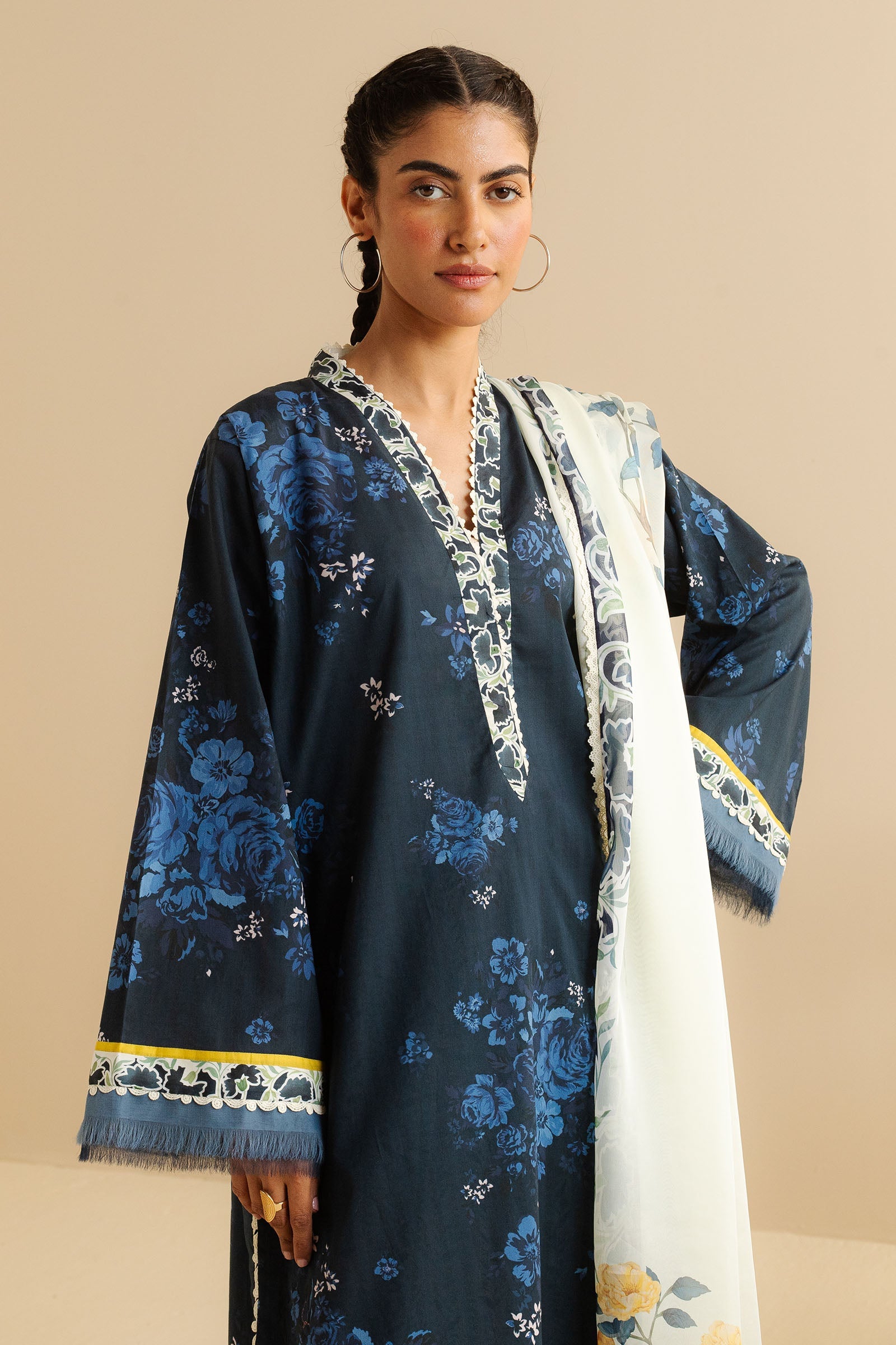 https://cdn.shopify.com/s/files/1/0886/3957/0230/files/2_b01ee5c3-ef99-4617-93f6-24beb9dee2df.jpg?v=1745582793