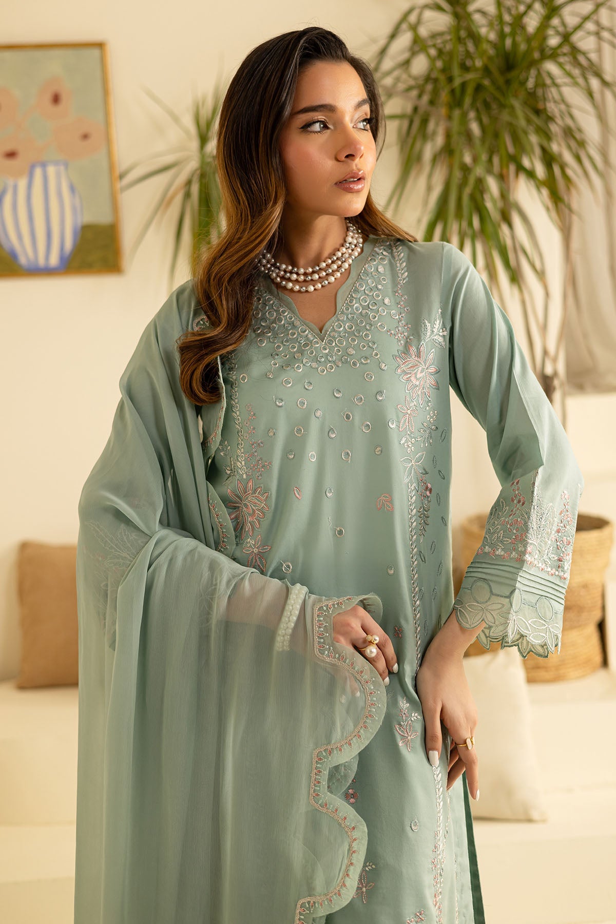 https://cdn.shopify.com/s/files/1/0551/9487/8152/files/2_f68c1502-7fe7-425b-93a3-d45ea228d02d.jpg?v=1751313496