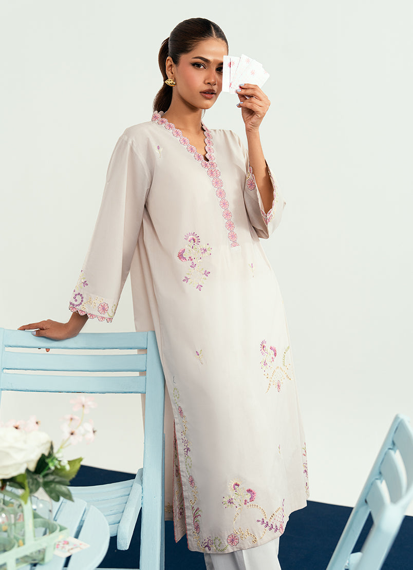 Embroidered Kurta 15431 401