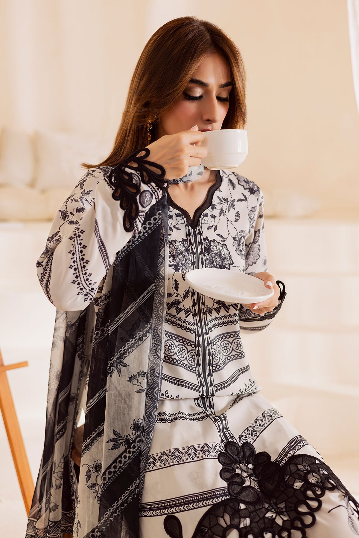 https://cdn.shopify.com/s/files/1/0551/9487/8152/files/2_cd2ba722-706d-4c12-9da6-b753b98cef99.jpg?v=1752049637