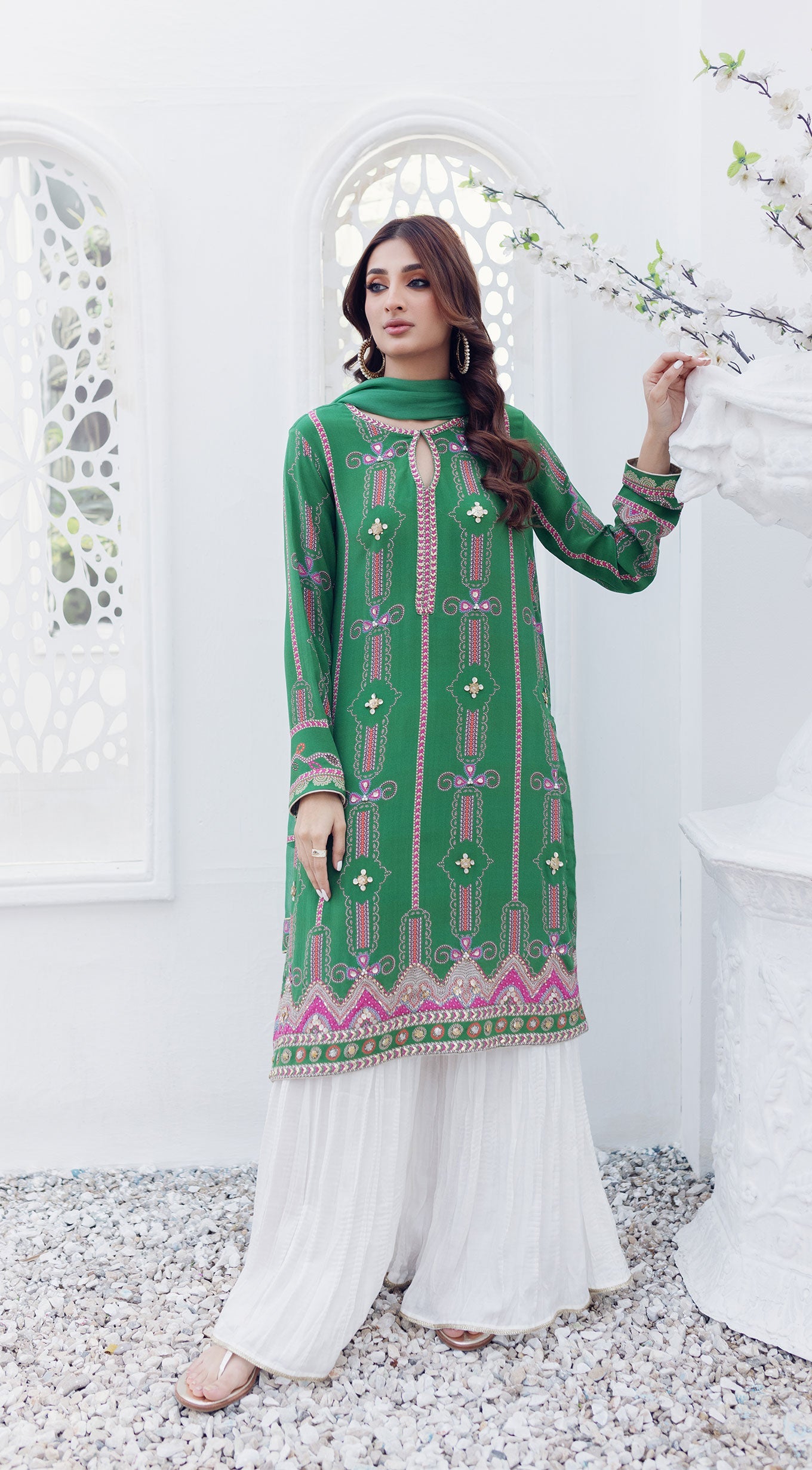https://cdn.shopify.com/s/files/1/0654/4313/5706/files/2_3afb729b-2228-40c2-af7f-6571d8d1948f.jpg?v=1708768978