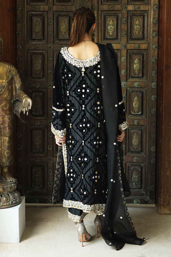 Nauratan | The Velvet Series - Black