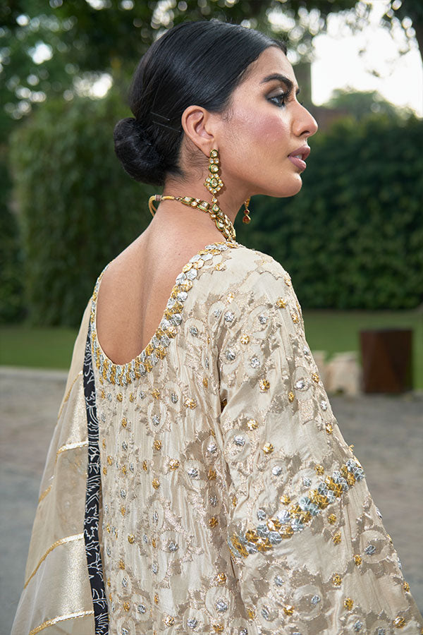 Shahana Andaaz - Khwabeeda Beige