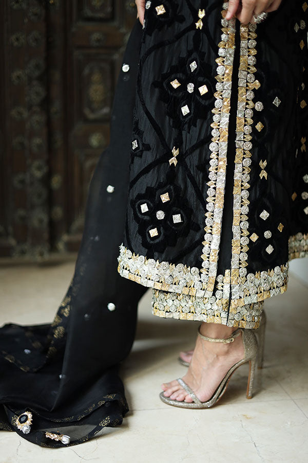 Nauratan | The Velvet Series - Black