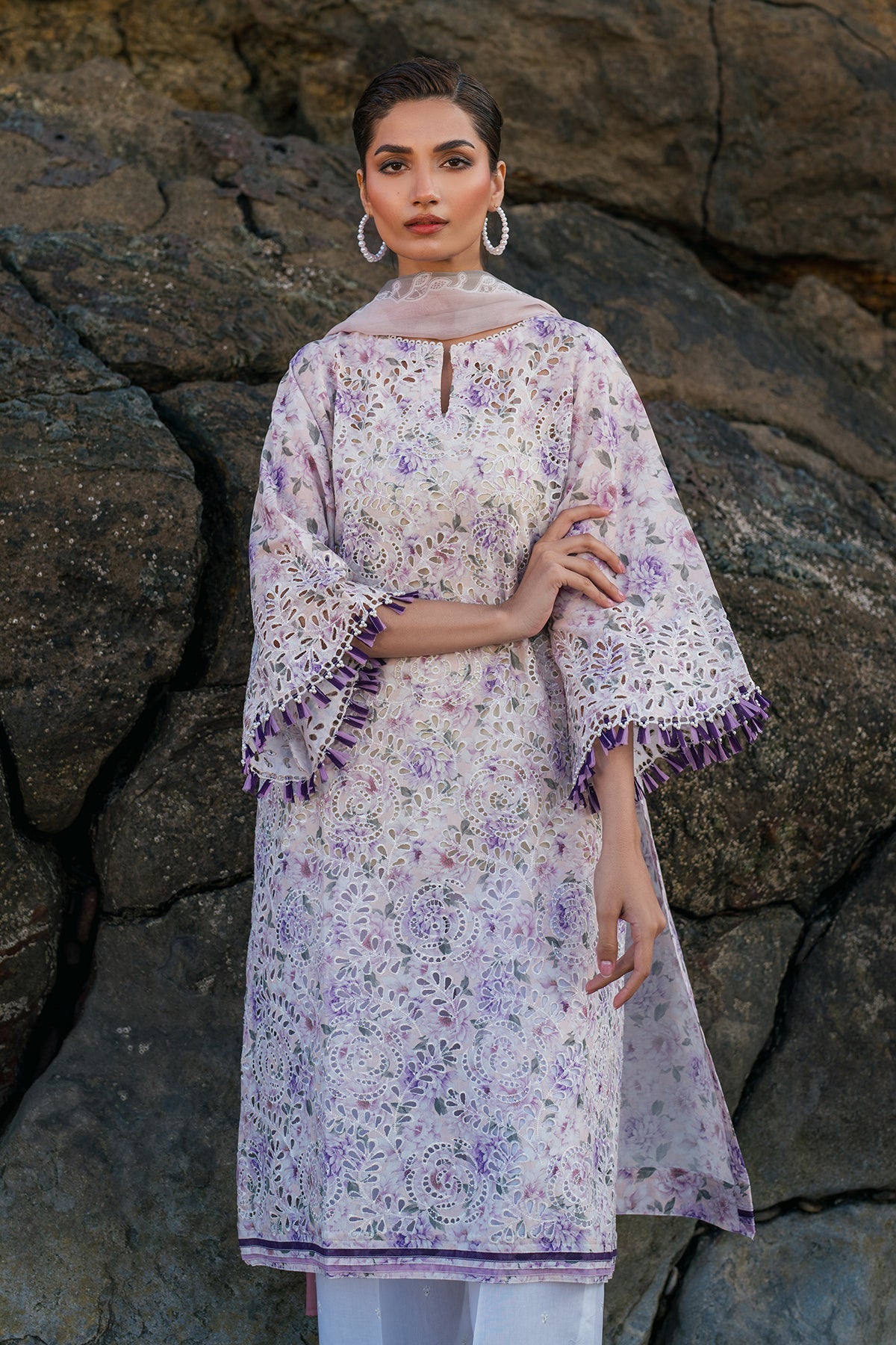 EMBROIDERED PRINTED LAWN UF-4133
