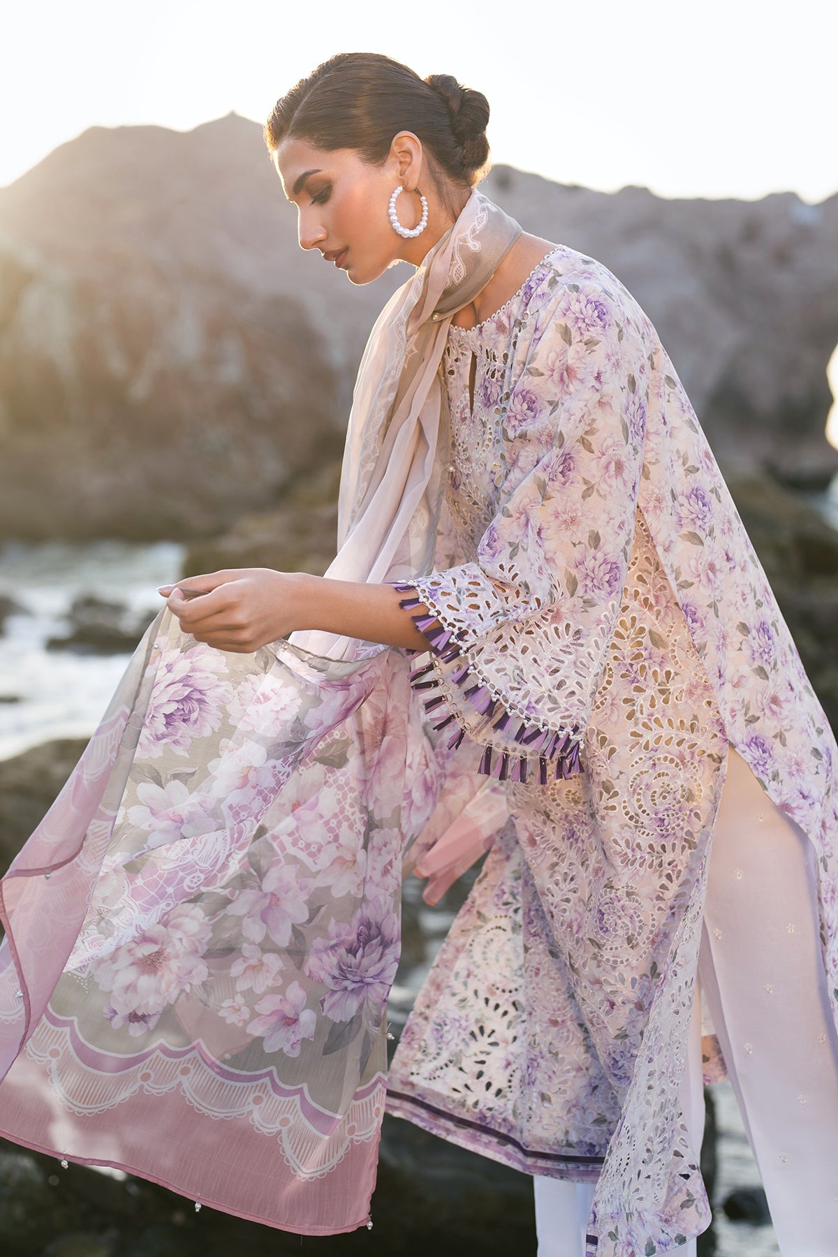 EMBROIDERED PRINTED LAWN UF-4133