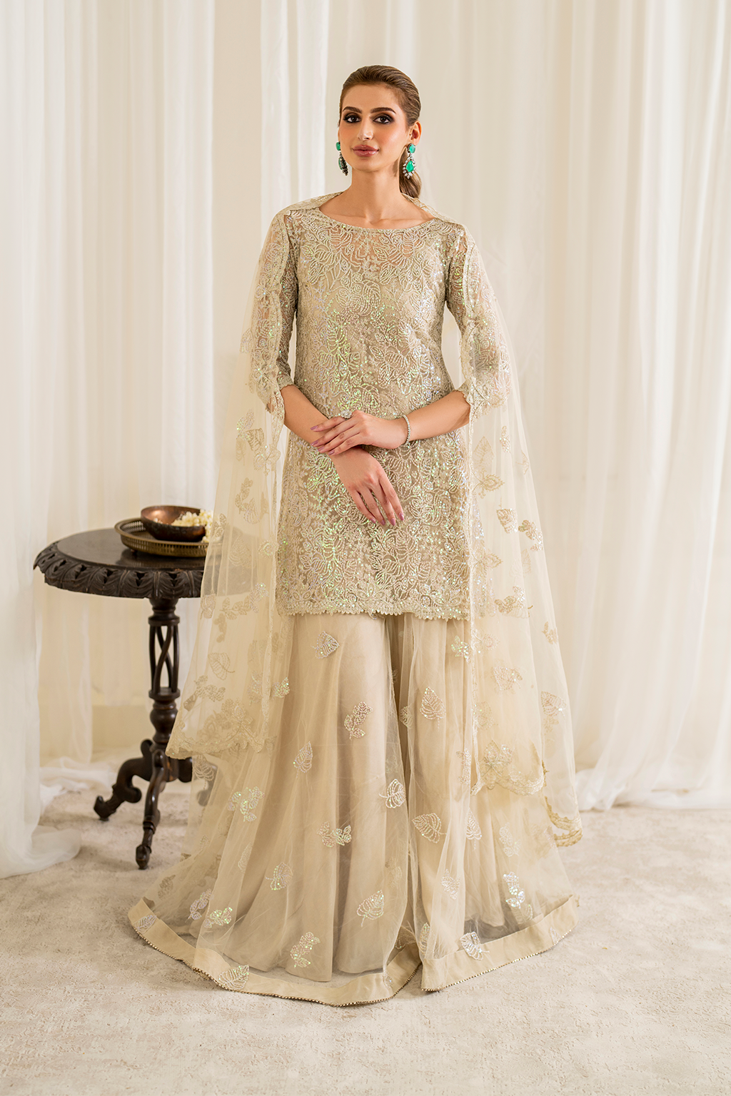 UE-295 Embroidered Net