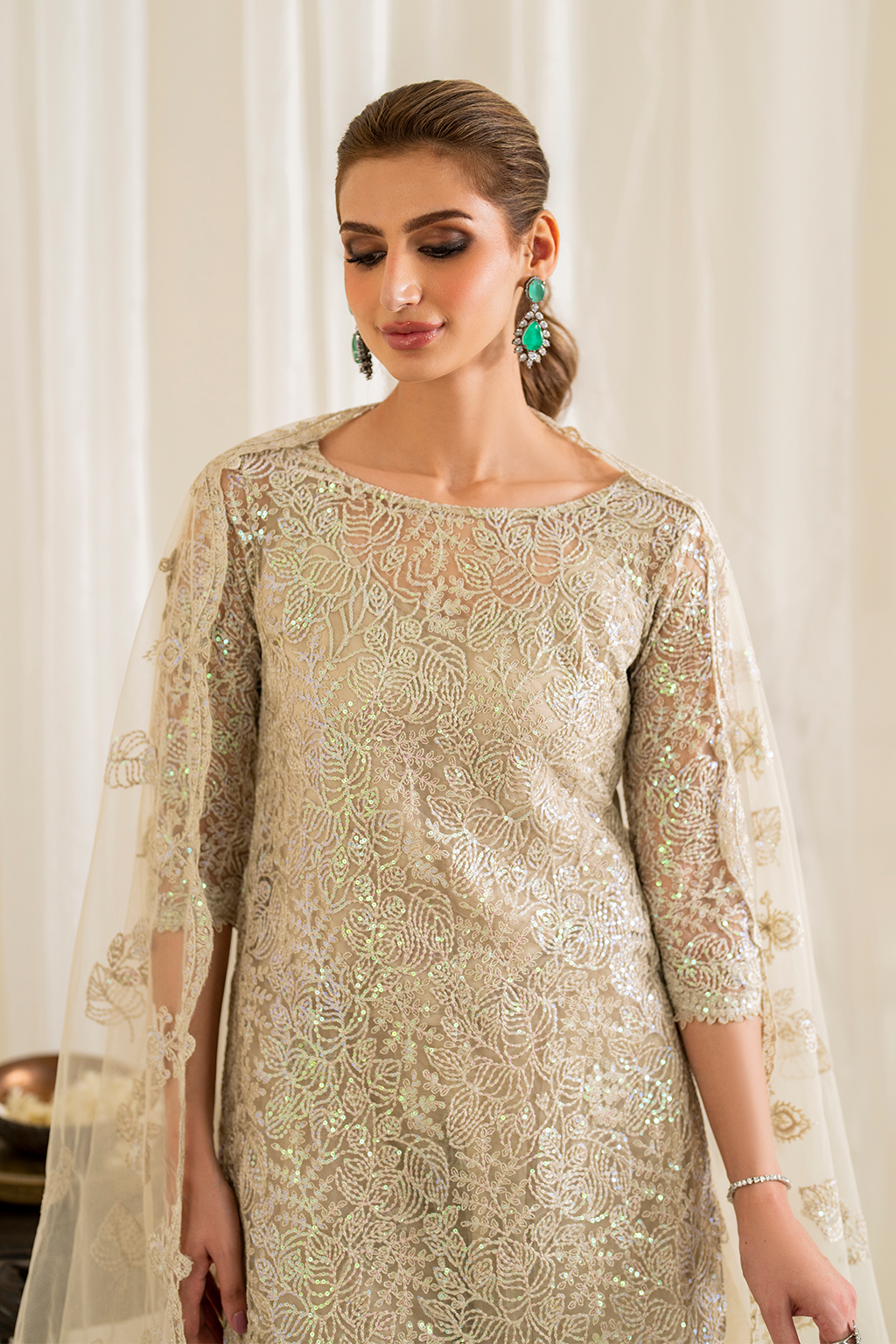 UE-295 Embroidered Net