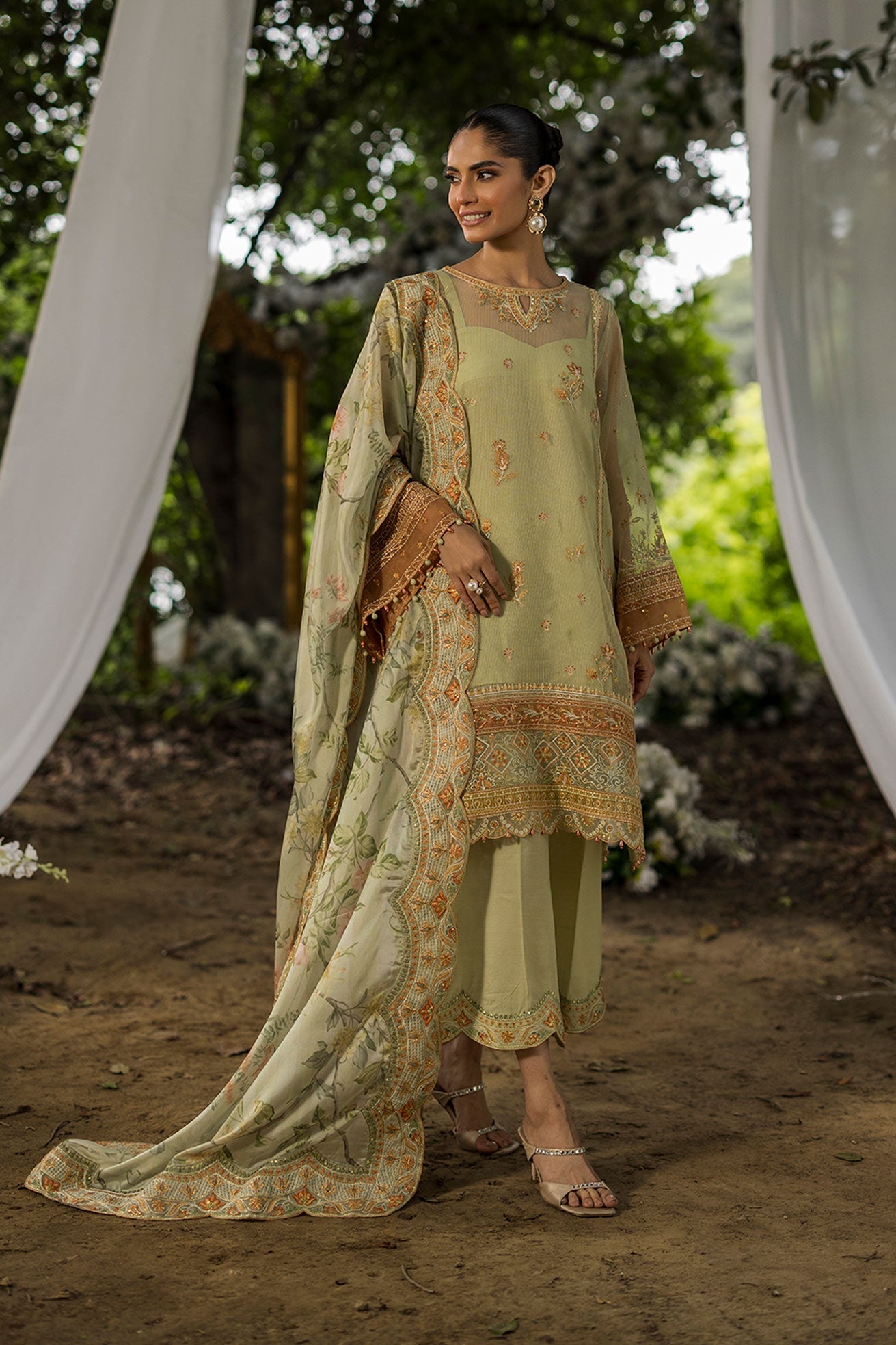 3 Piece Embroidered Dobby Jacquard Suit