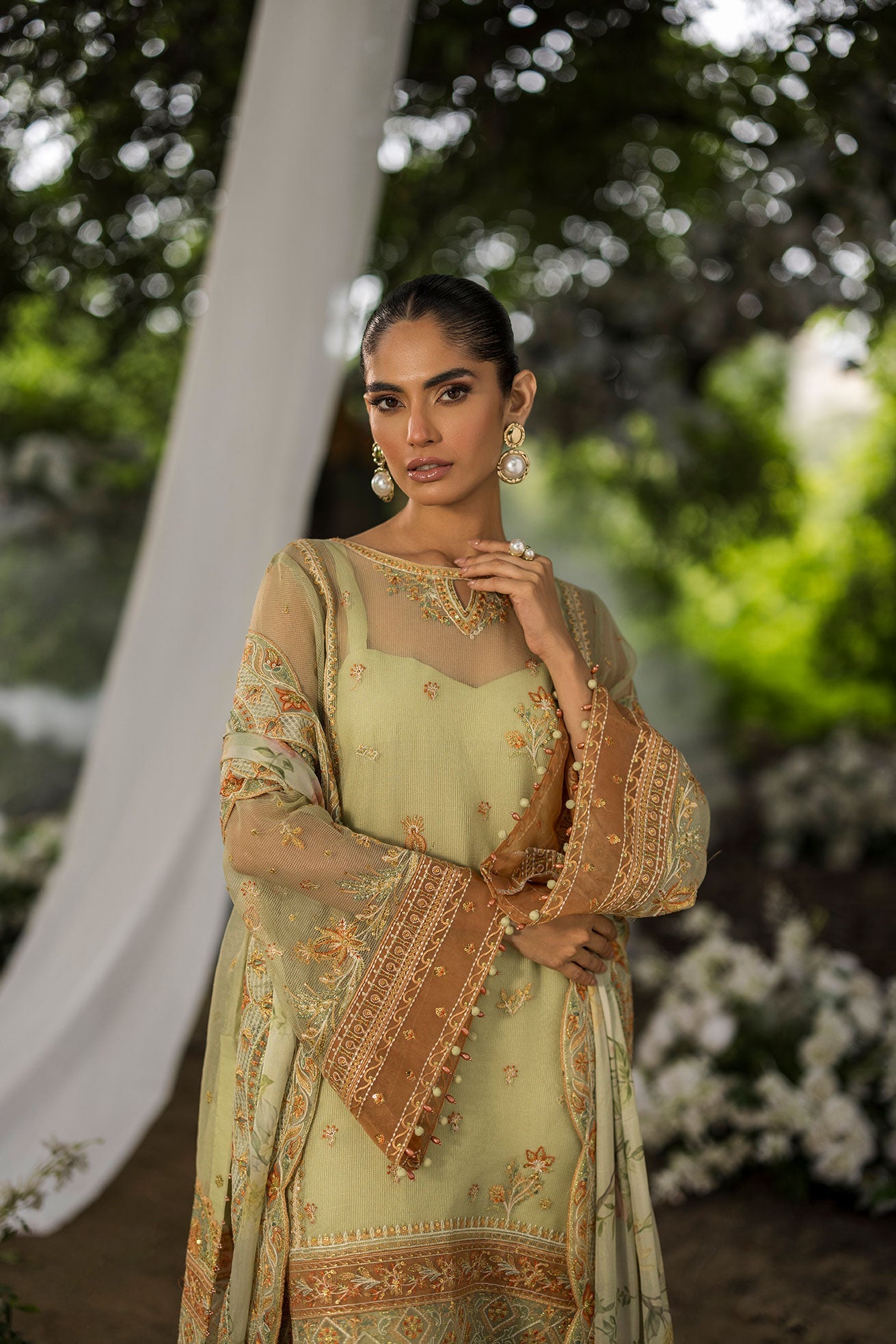 3 Piece Embroidered Dobby Jacquard Suit