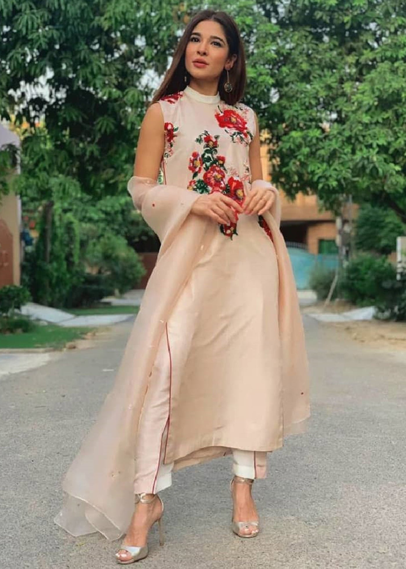 https://cdn.shopify.com/s/files/1/0016/9476/1035/products/32_96fcec75-4d35-446a-91c8-2e8beffc5f7f.jpg?v=1578659119