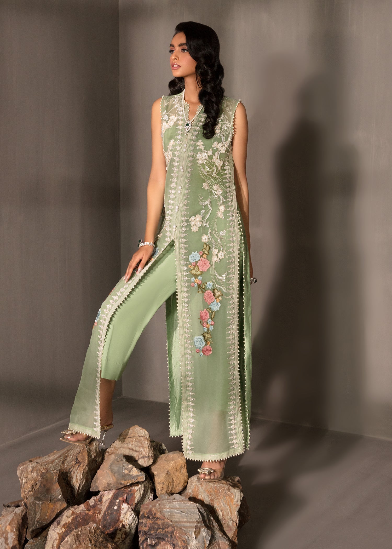 https://cdn.shopify.com/s/files/1/1625/9005/products/33_7156caf3-f157-4fb5-866c-cb5621232d03.jpg?v=1635332907