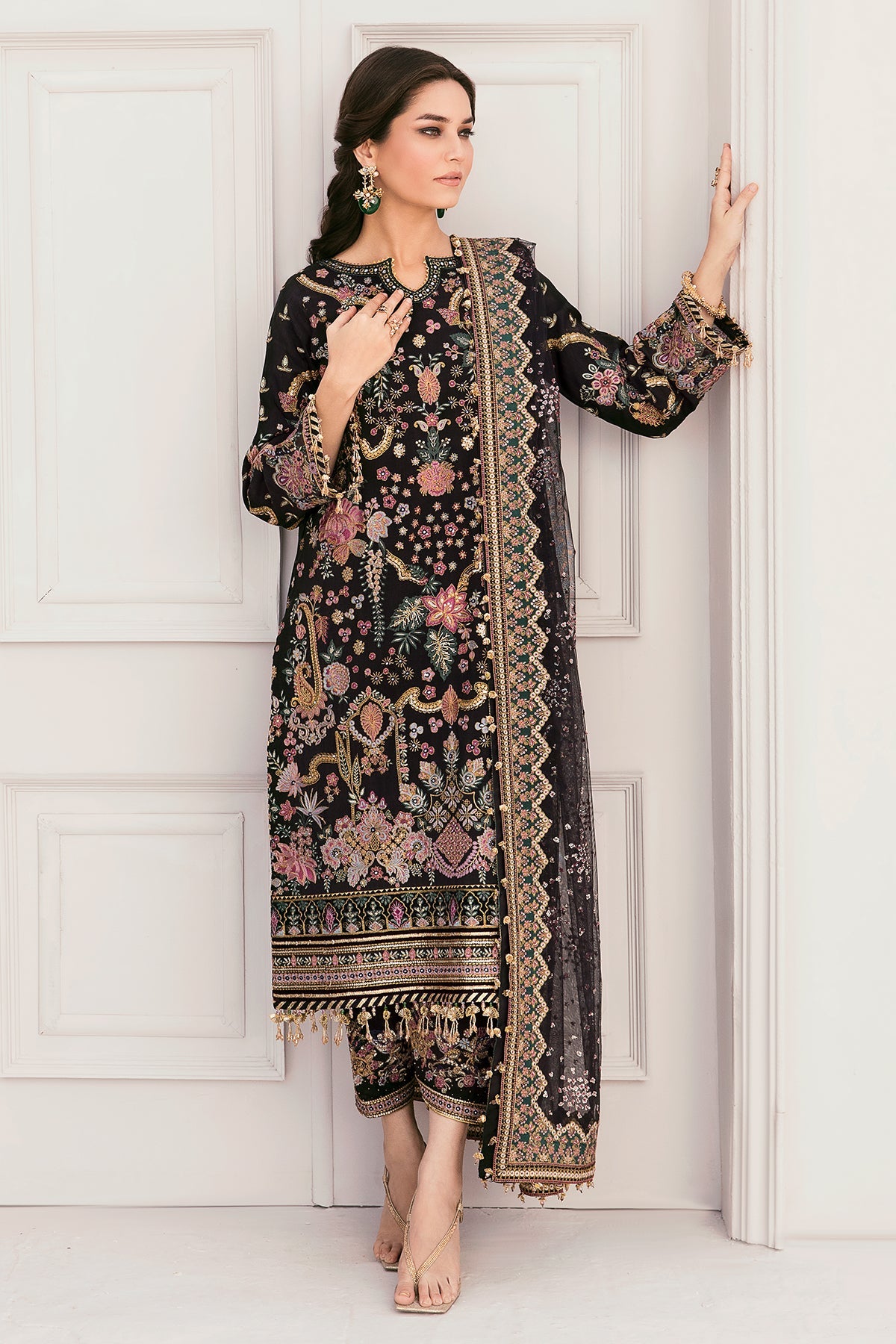 EMBROIDERED SILK CH11-04 STITCHED