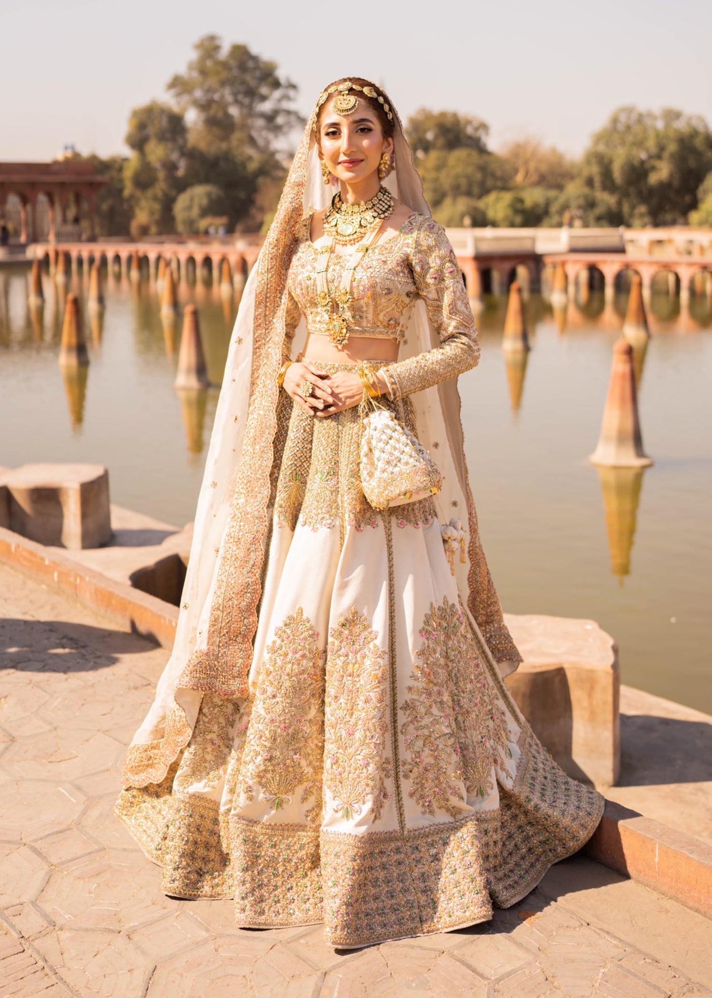 3PC Lawn Embroidered Suit