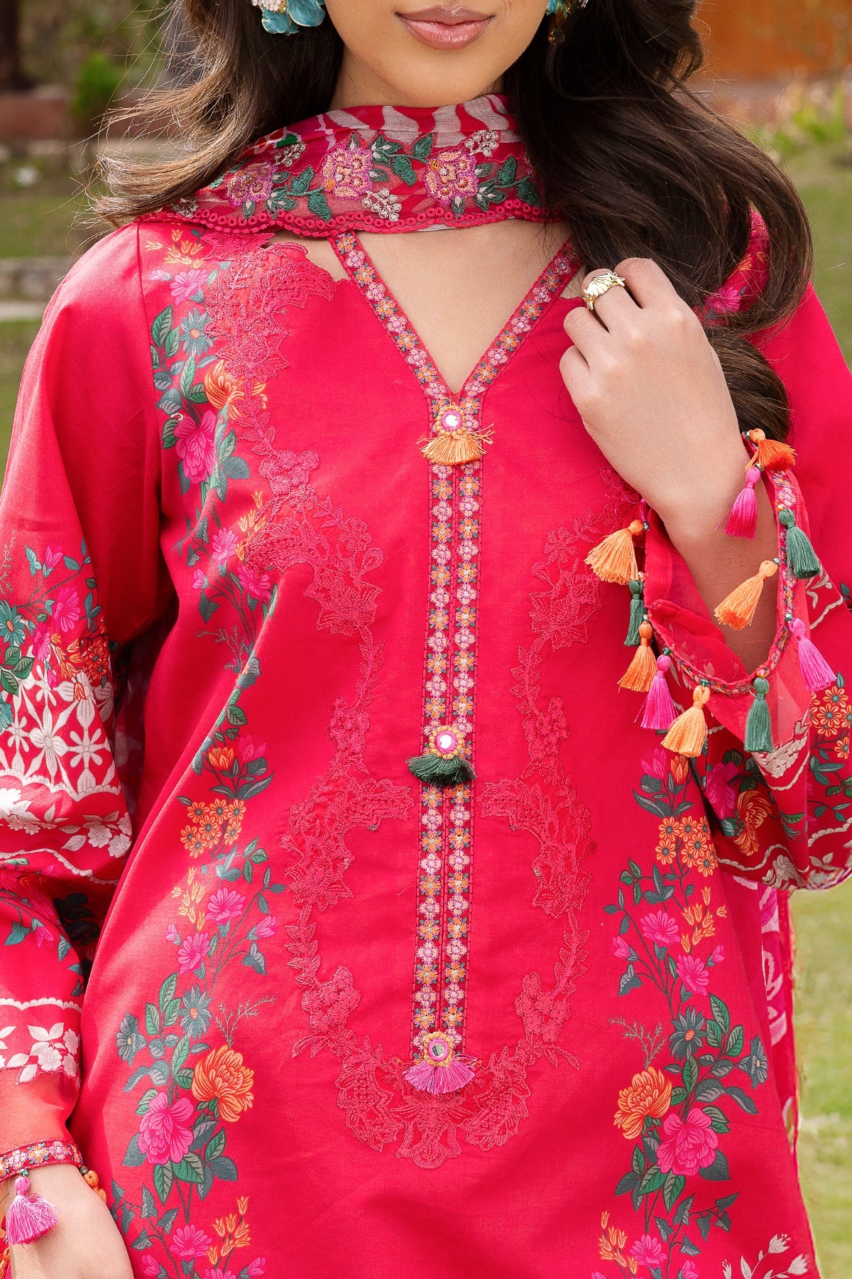 3-PC Unstitched Embroidered Lawn Collection RANG E BAHAR VOL 02 CRB6-09