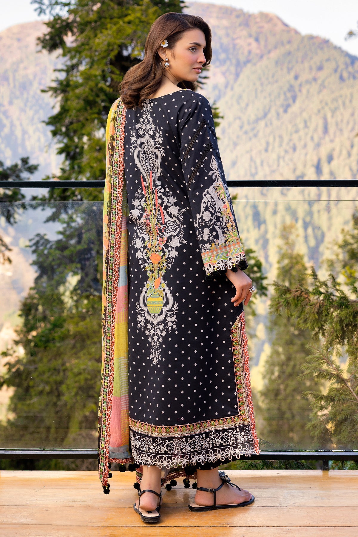 3-PC Unstitched Embroidered Lawn Collection RANG E BAHAR VOL 02 CRB6-15
