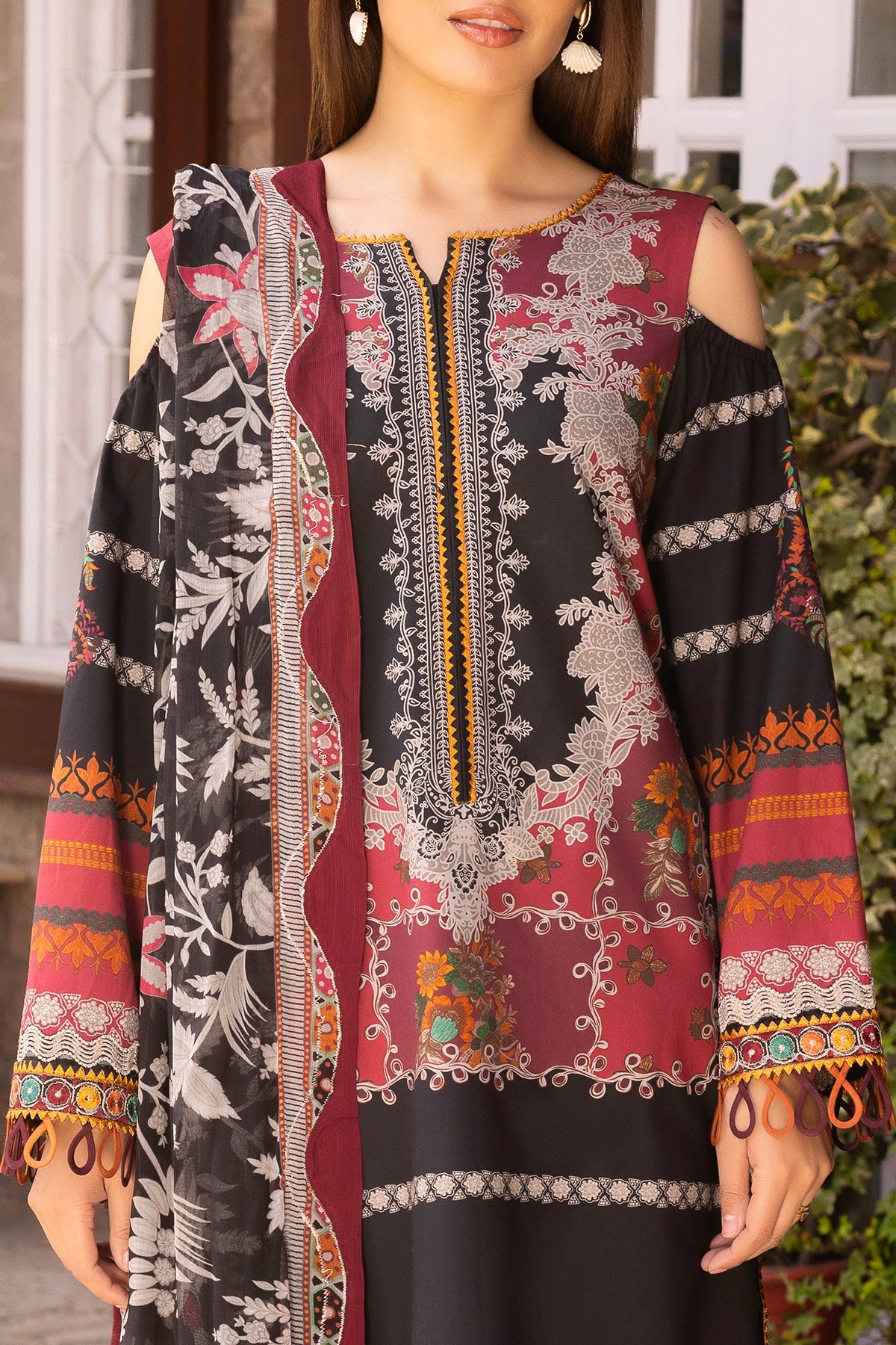 3-PC Unstitched Embroidered Lawn Collection RANG E BAHAR VOL 02 CRB6-17