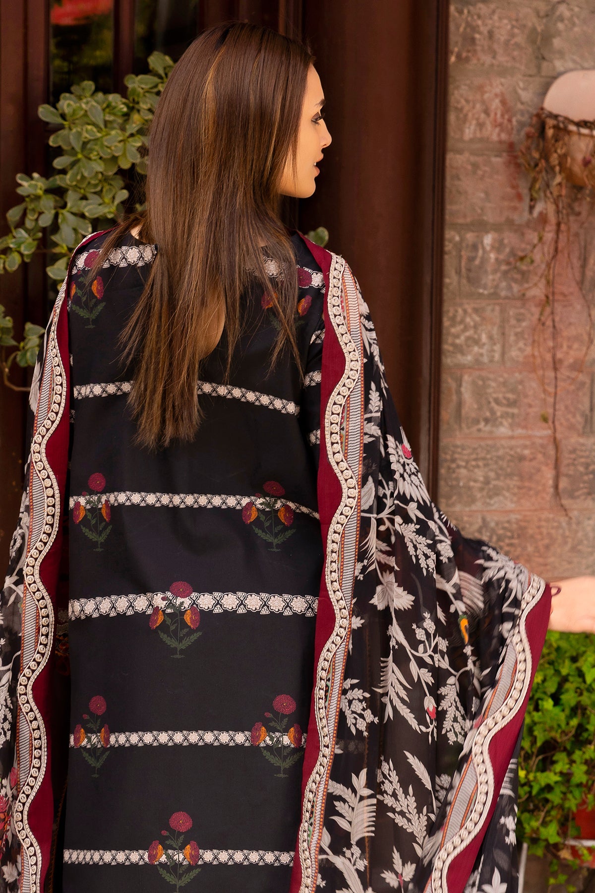 3-PC Unstitched Embroidered Lawn Collection RANG E BAHAR VOL 02 CRB6-17