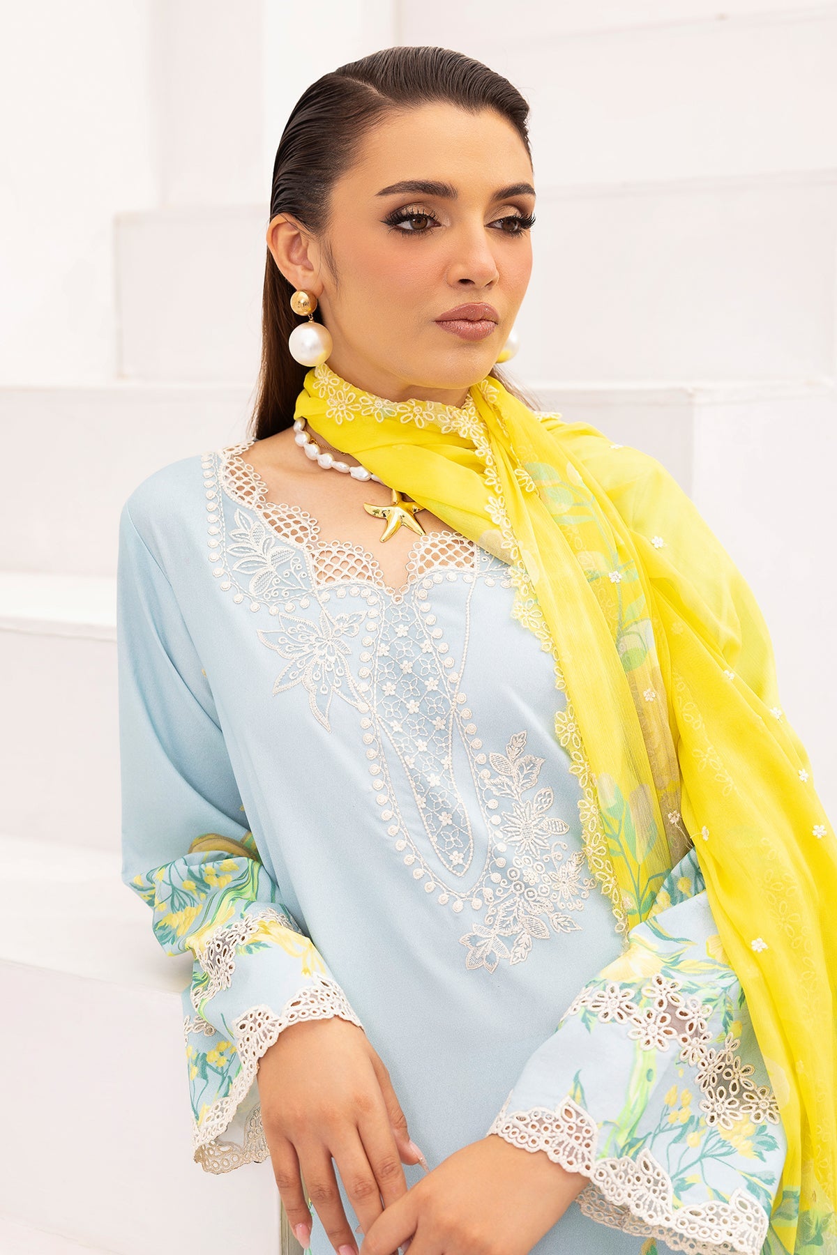 3-PC Unstitched Embroidered Lawn Collection CRB6-25