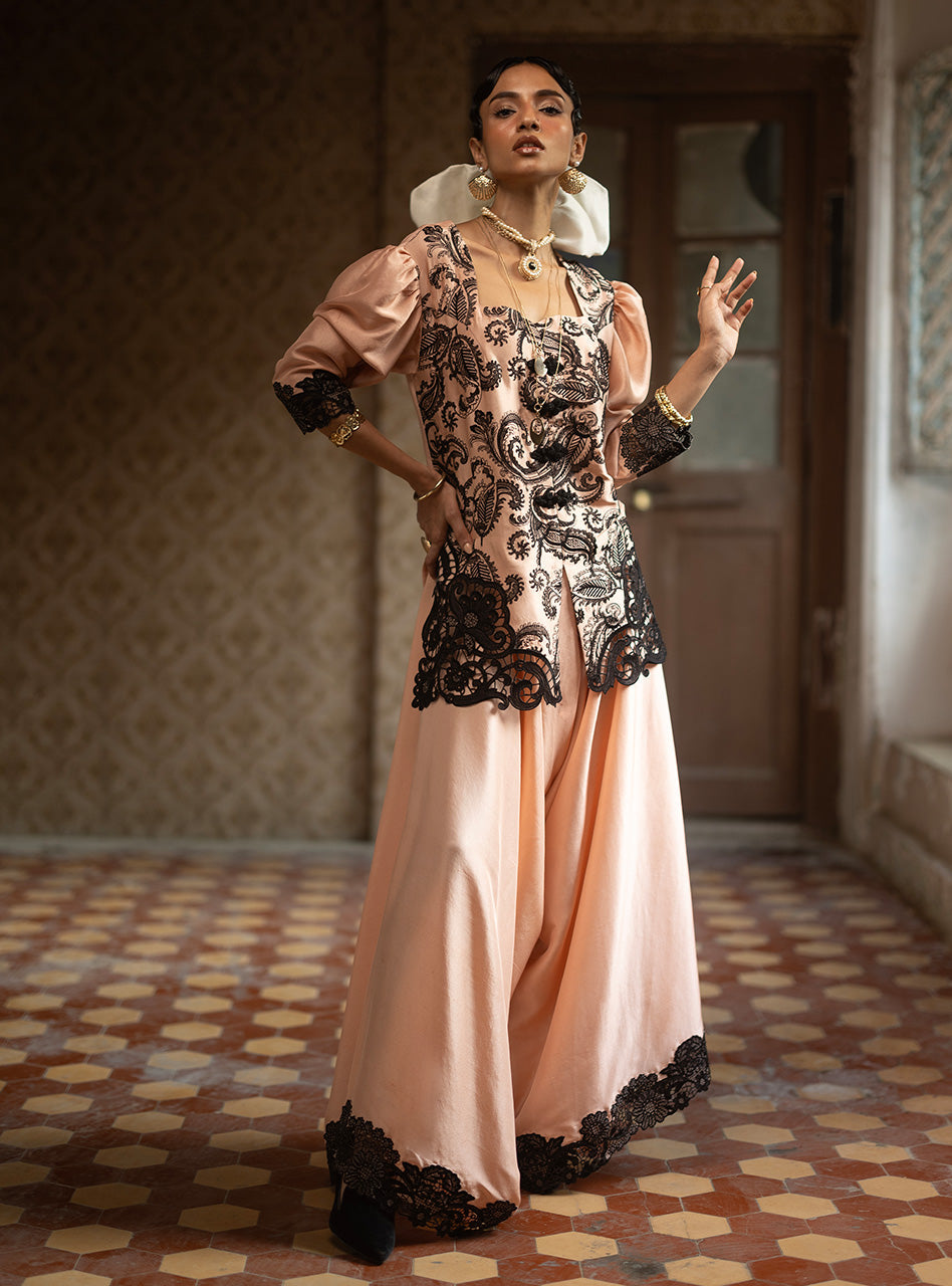 Coral Chantilly