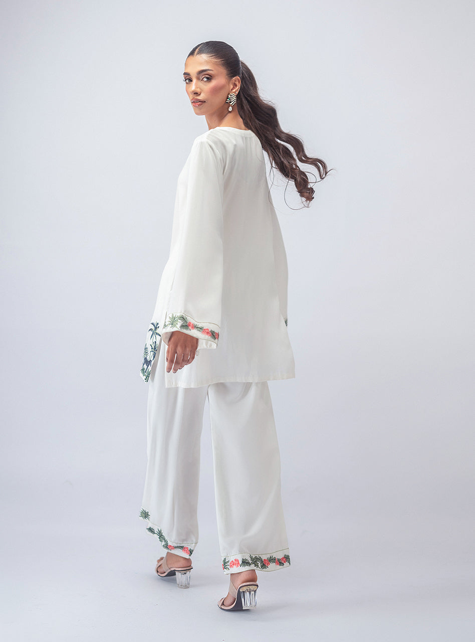 It Girl - White