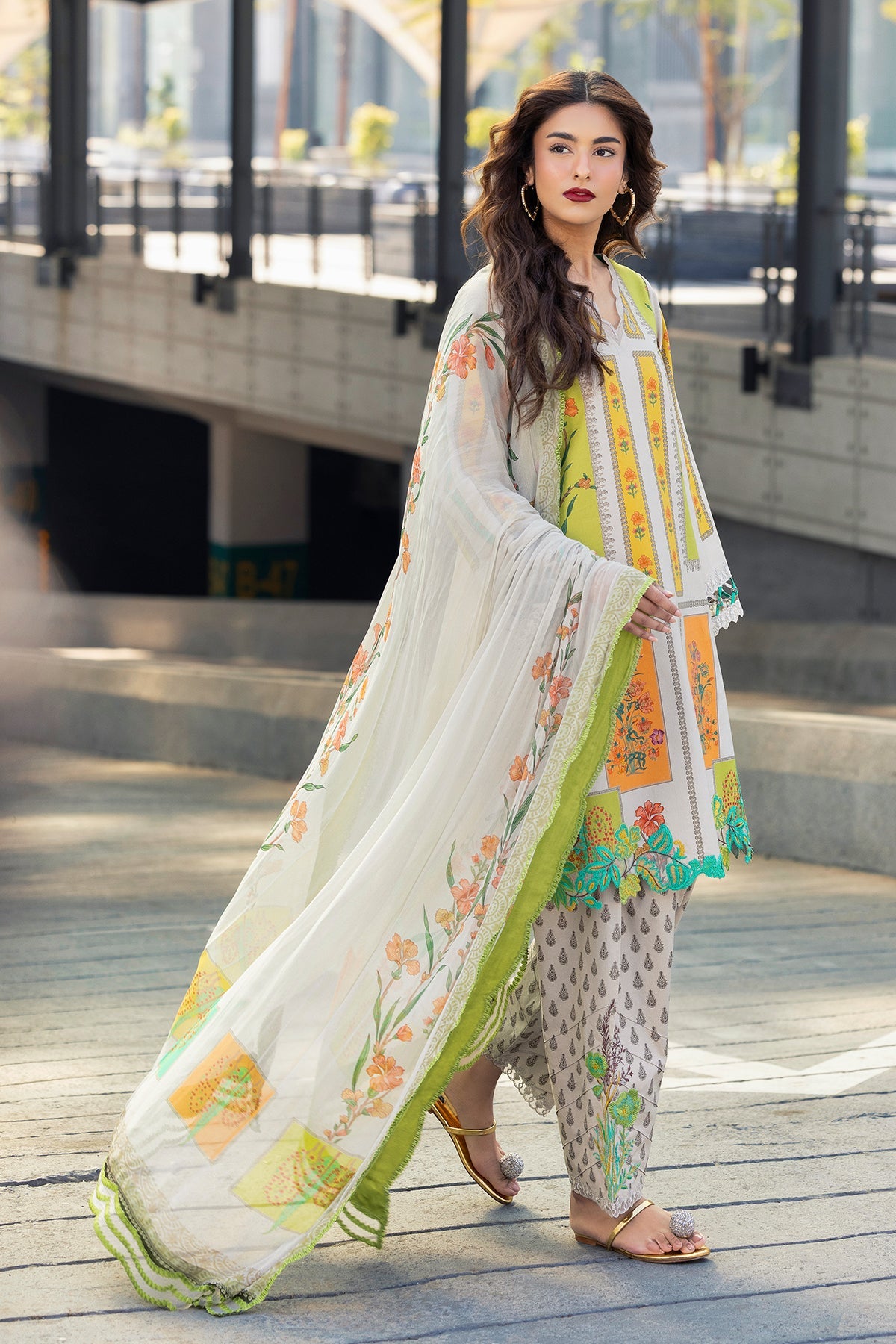 3-PC Unstitched Embroidered Lawn Collection AG6-04