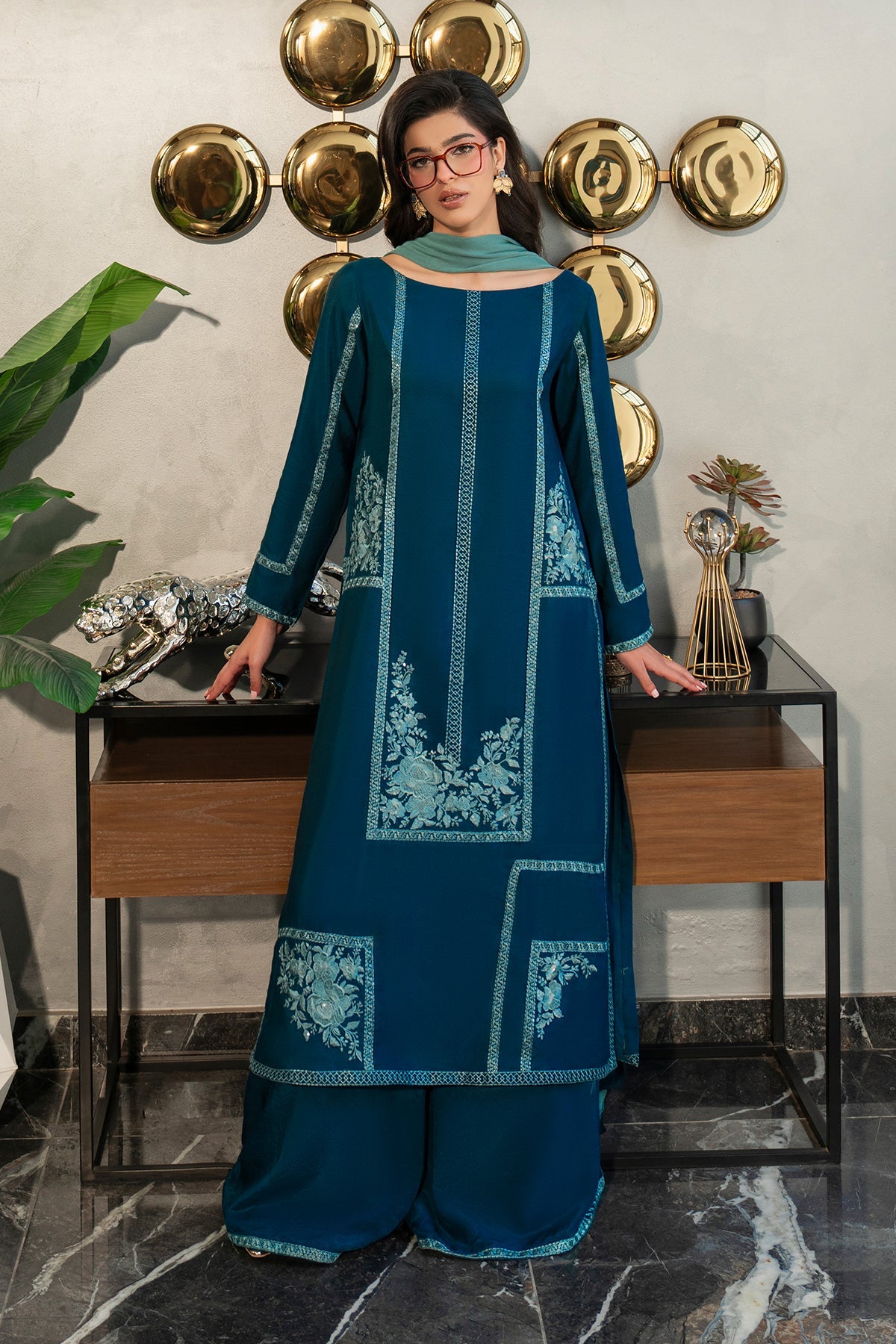 https://cdn.shopify.com/s/files/1/0516/3571/6292/files/35_e6bee5a0-c434-4fd0-bdbd-efb40ff13b5e.jpg?v=1753389008