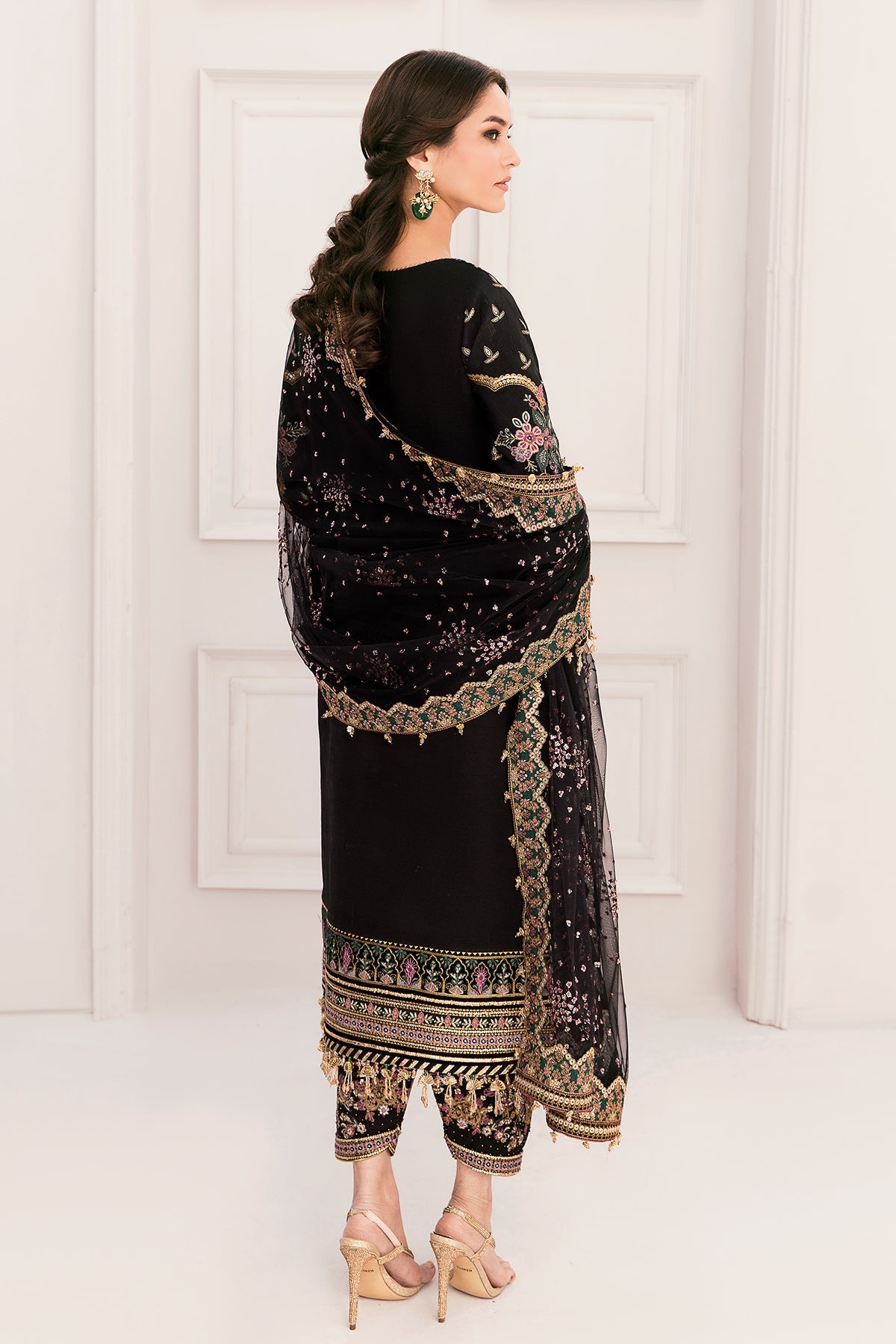 EMBROIDERED SILK CH11-04 STITCHED