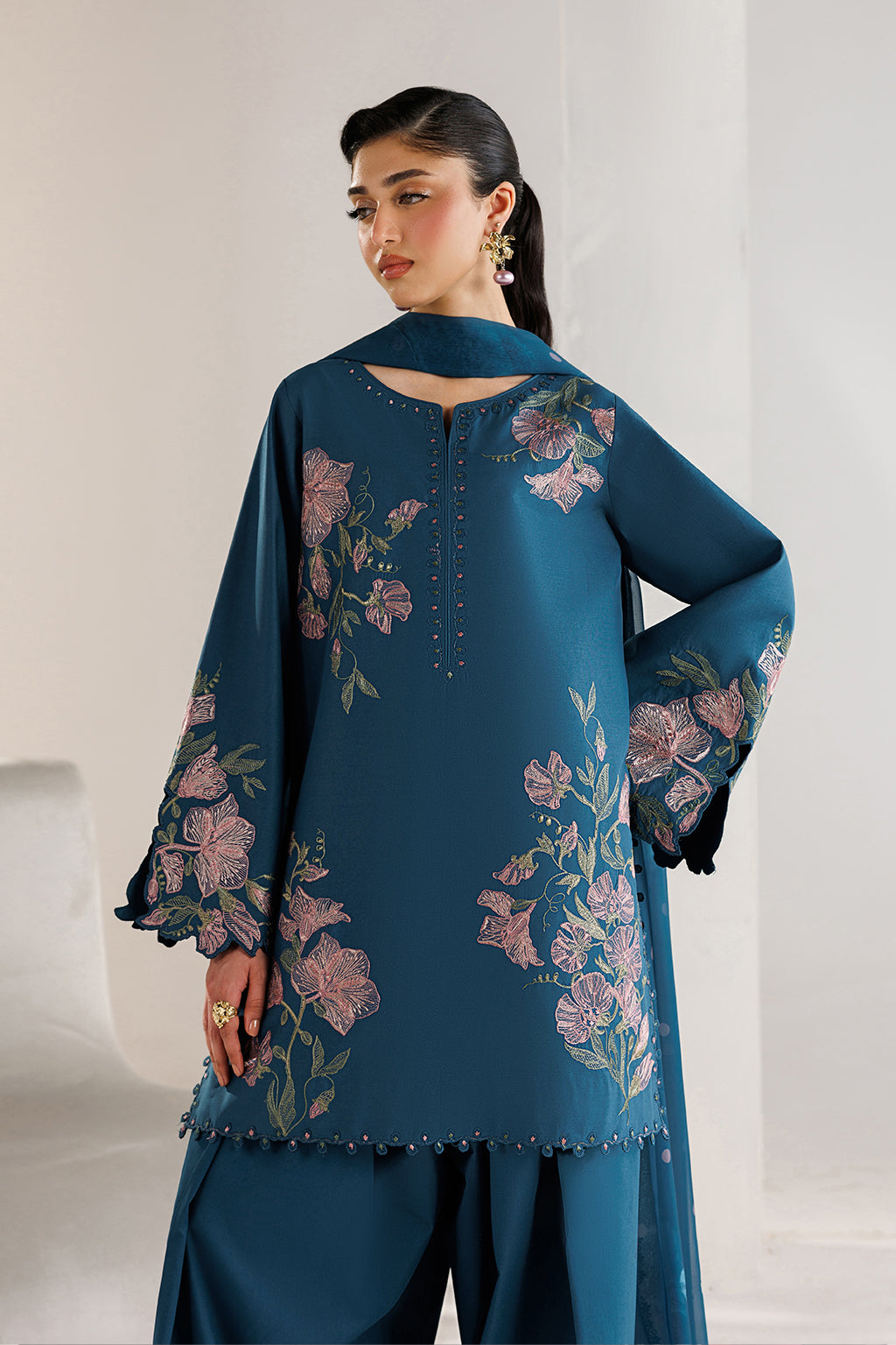 https://cdn.shopify.com/s/files/1/0303/2796/3779/files/38_b58f3ad4-dd72-49c6-af73-550feeb5b573.jpg?v=1777012666