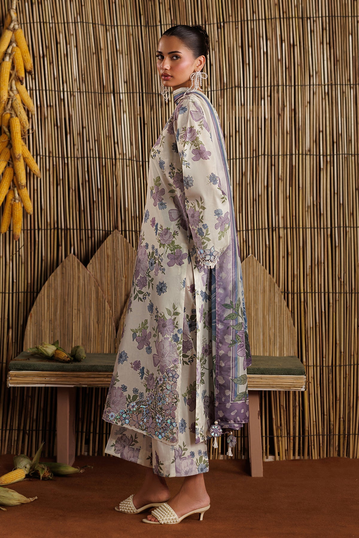 EMBROIDERED LAWN UF-4528
