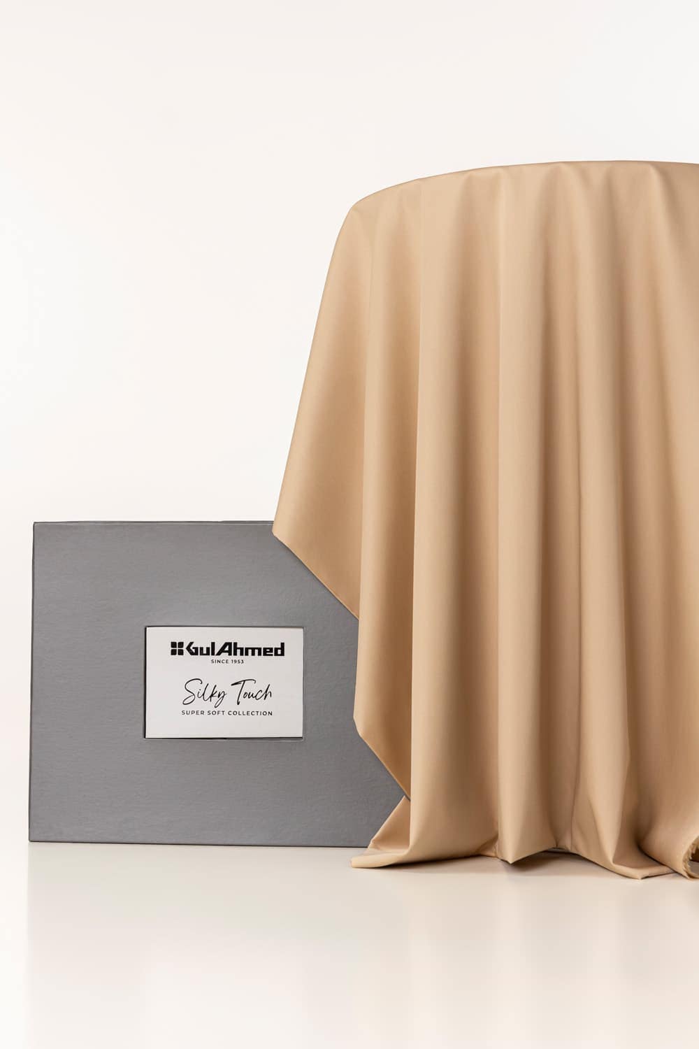 Escada Unstitched Fabric Cotton With Gift Box