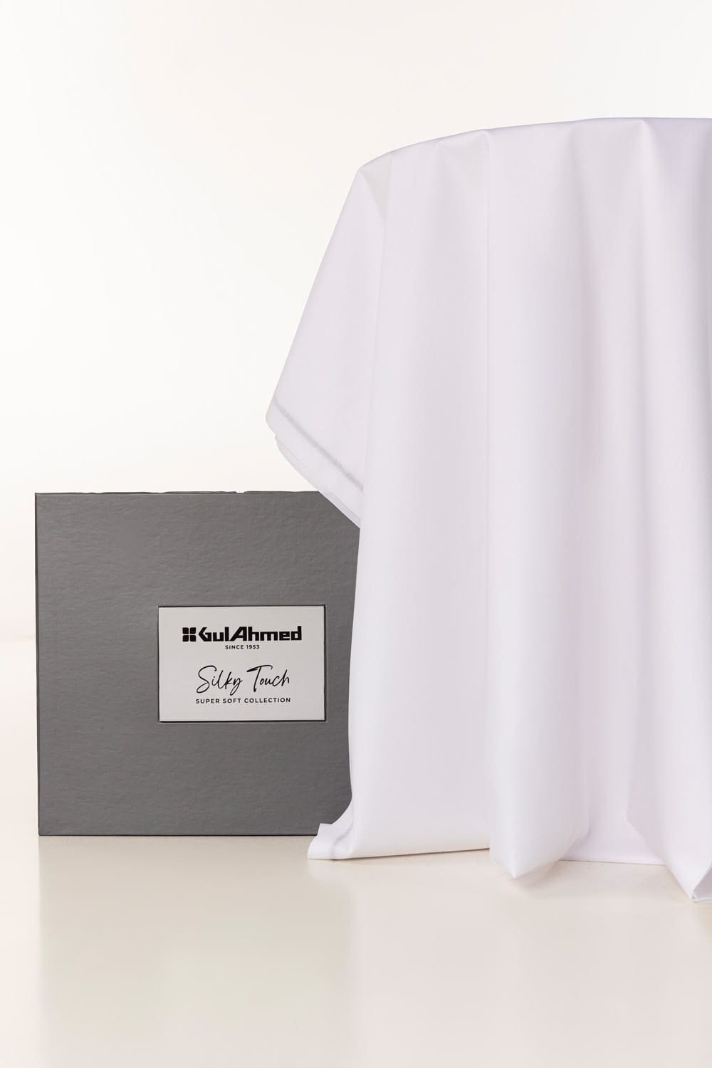 Creed Plus Unstitched Fabric Cotton With Gift Box