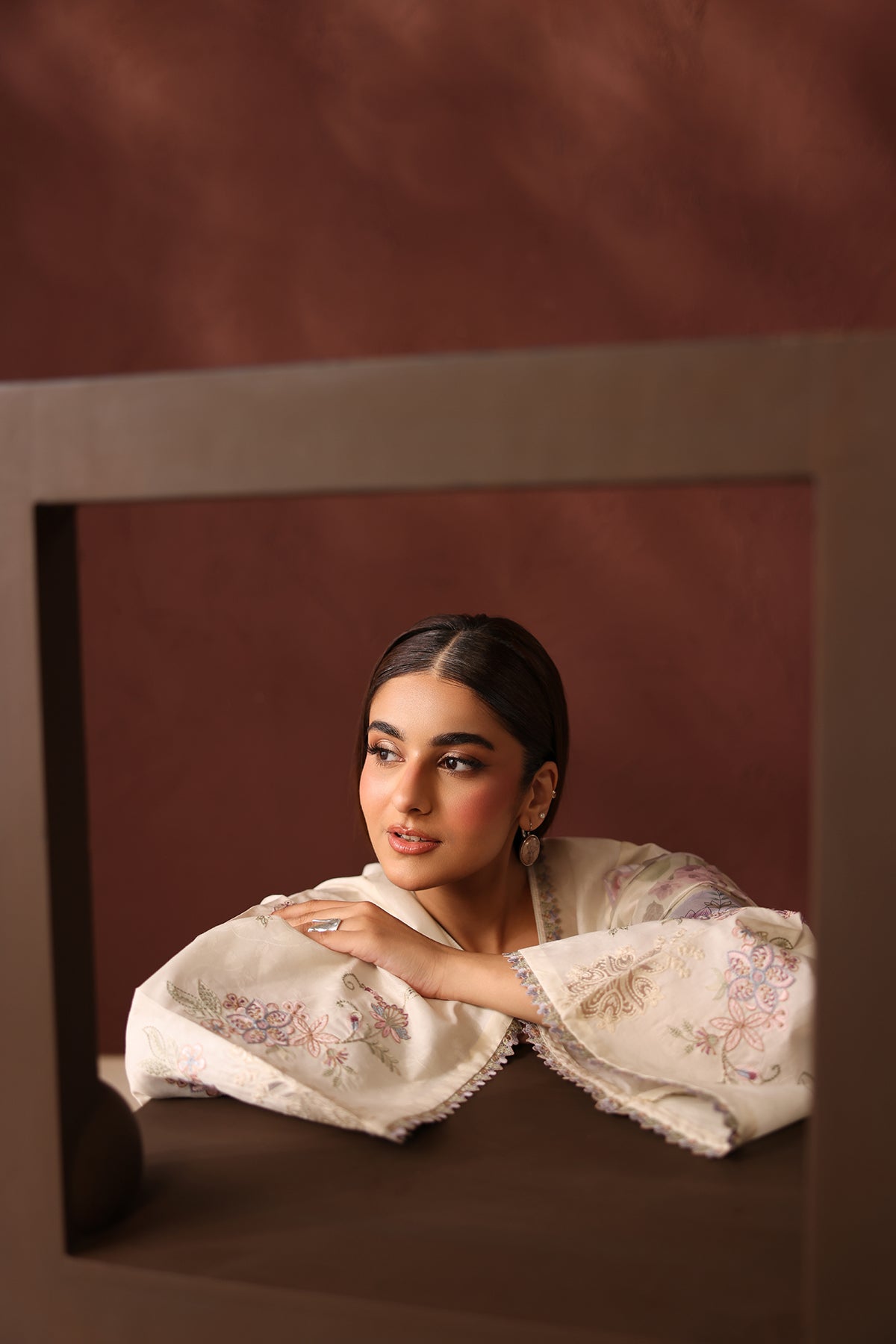 EMBROIDERED SELF JACQUARD UF-4481