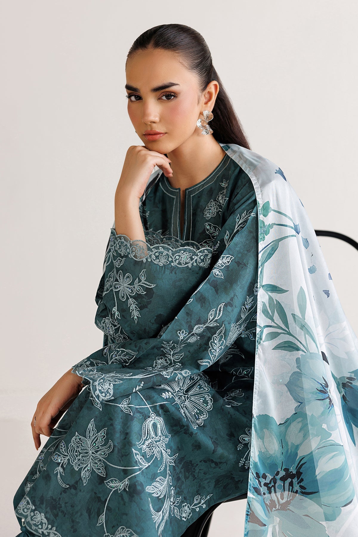 EMBROIDERED LAWN SF-4493