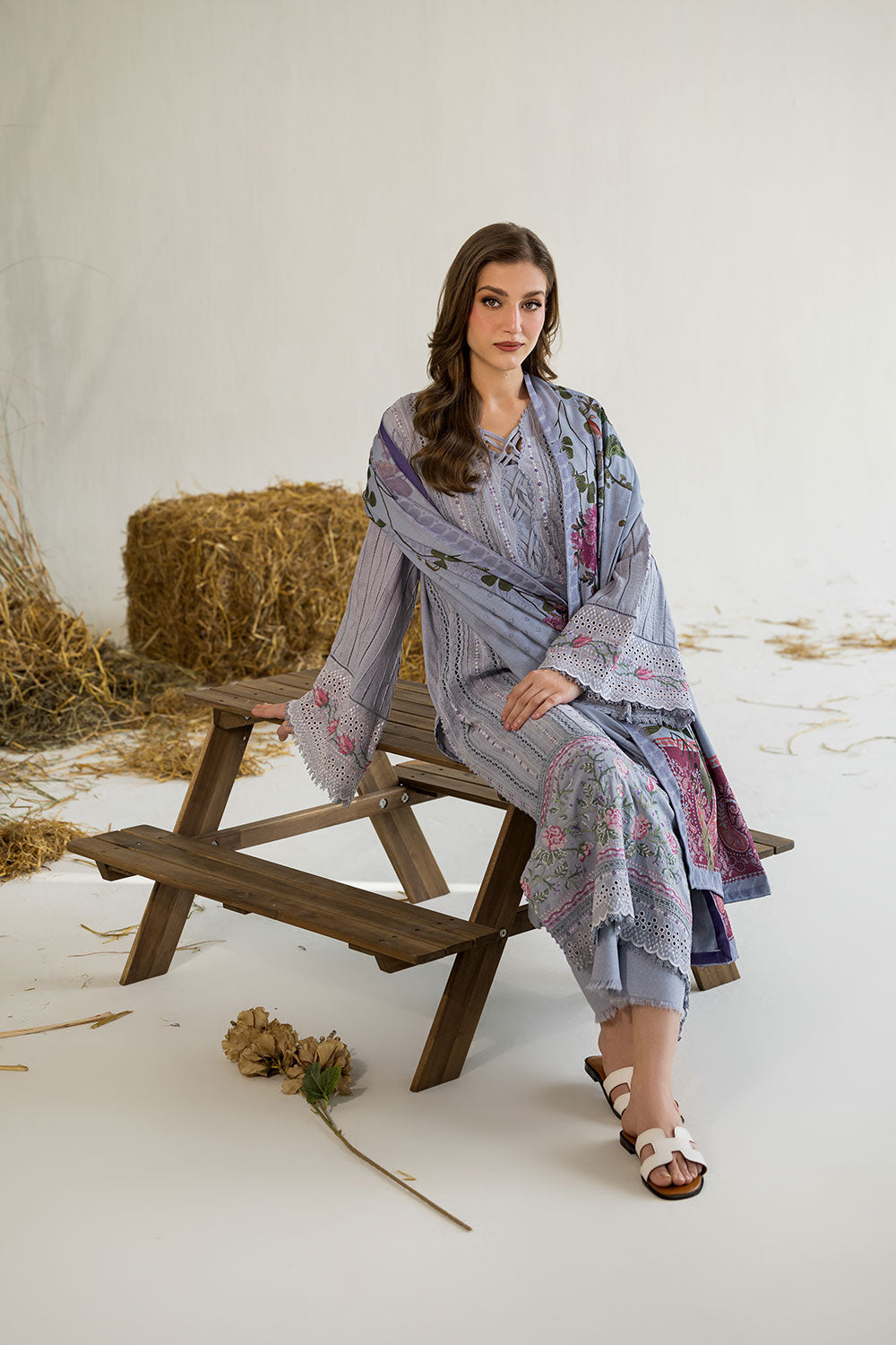 https://cdn.shopify.com/s/files/1/0380/1920/3117/files/3B-_7_3f67e7b9-44b1-4ae9-86c6-59ed37fff0cb.jpg?v=1761295403