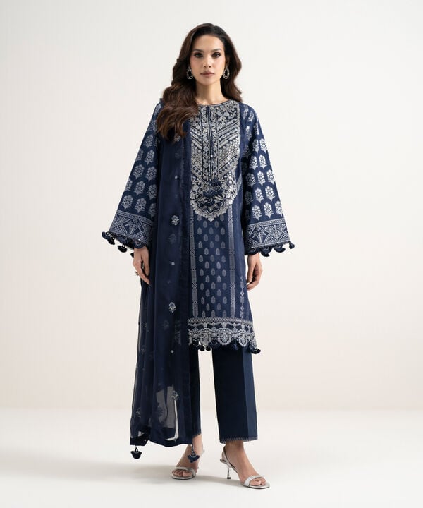 3 Piece - Embroidered Jacquard Suit