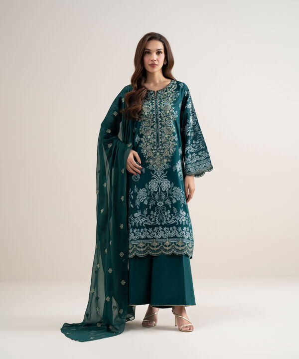 3 Piece - Embroidered Jacquard Suit