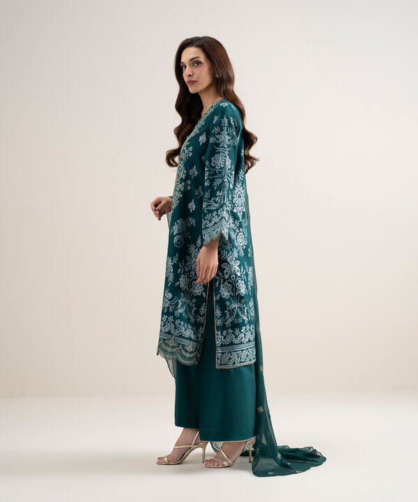 3 Piece - Embroidered Jacquard Suit