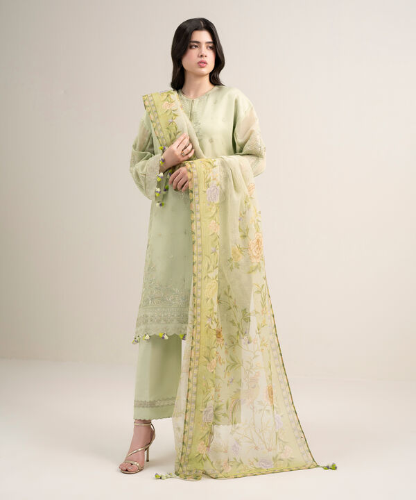 3 Piece - Embroidered Khaddi Net Suit