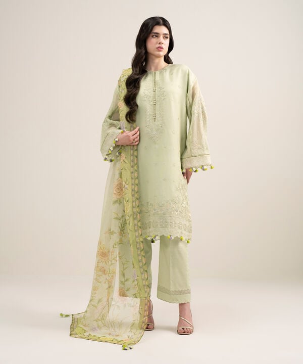3 Piece - Embroidered Khaddi Net Suit