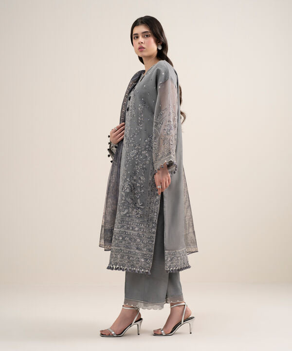3 Piece - Embroidered Khaddi Net Suit