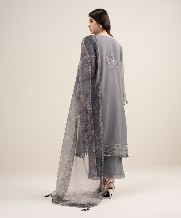 3 Piece - Embroidered Khaddi Net Suit