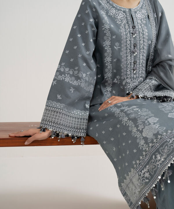 3 Piece - Embroidered Jacquard Suit