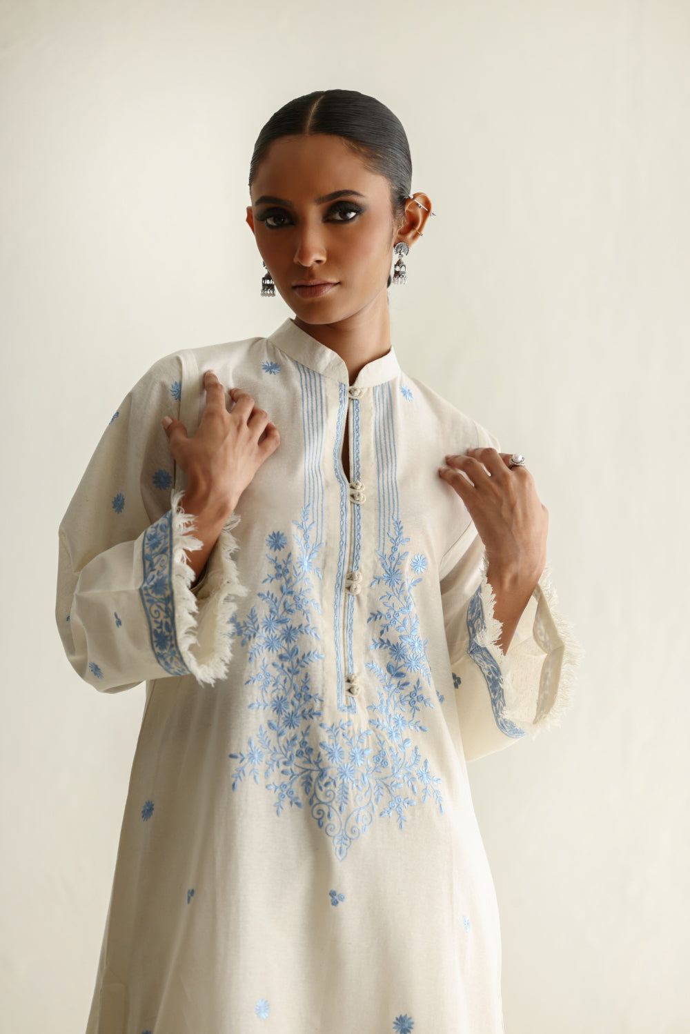 Blue on White - Set