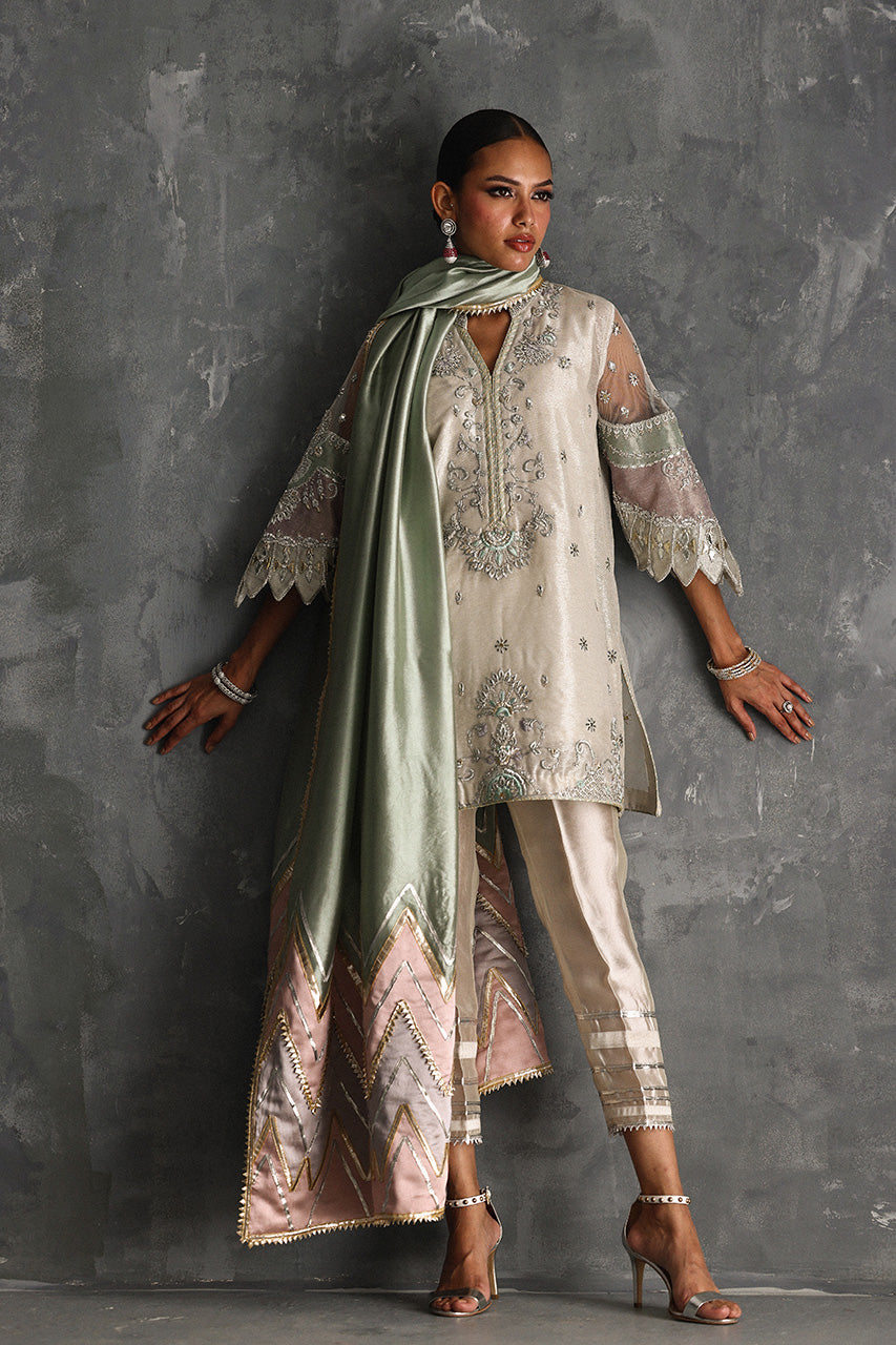 Nadia Farooqui