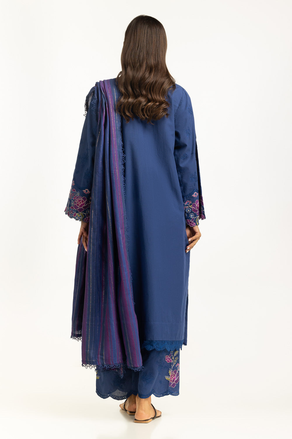 3Pc Cambric Embroidered Suit
