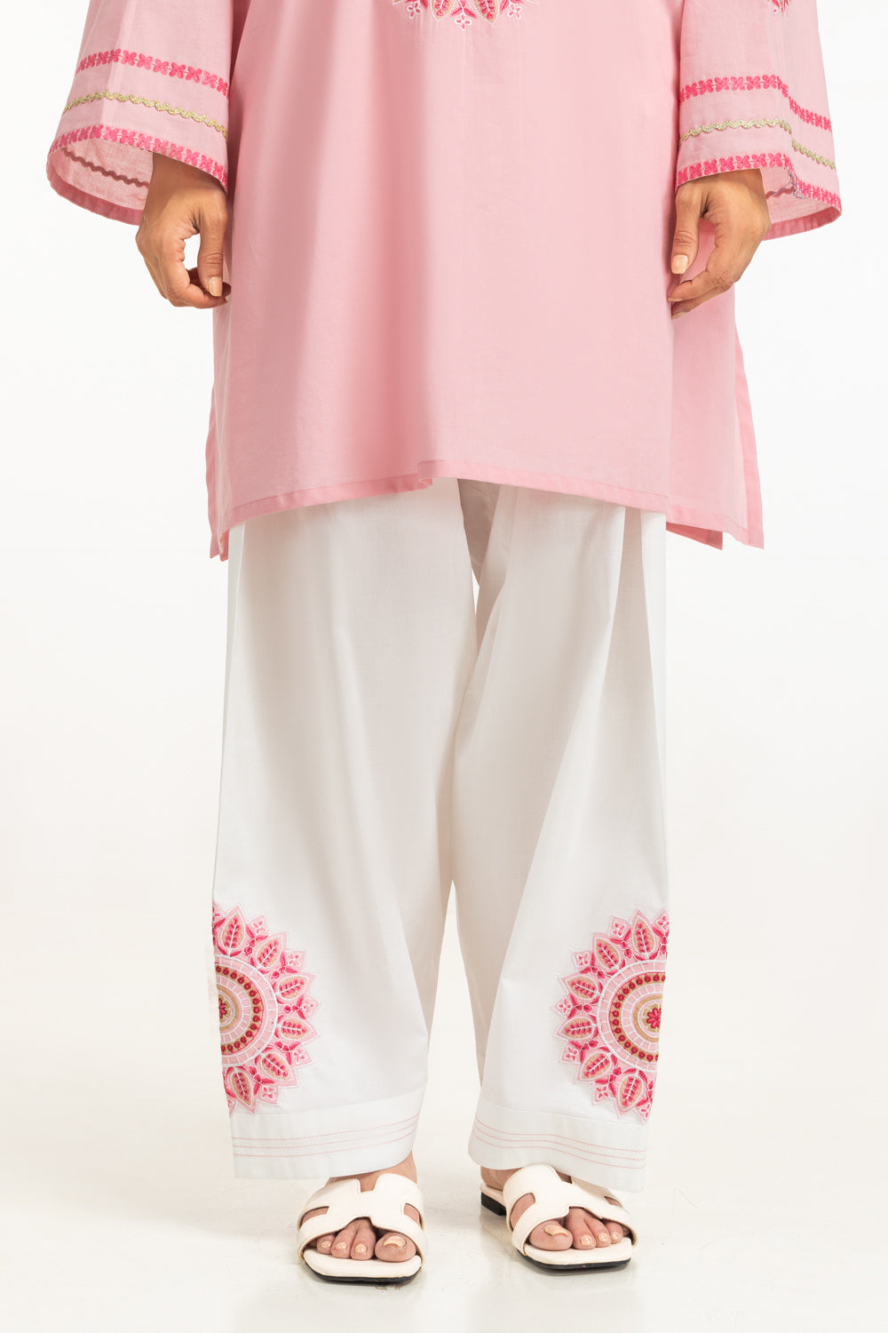 3Pc Cambric Embroidered Suit