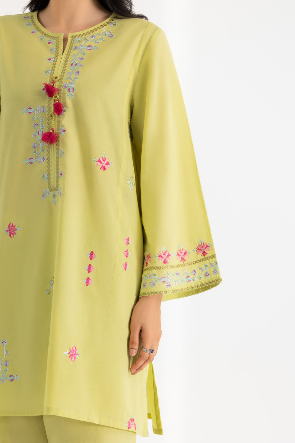 3Pc Cambric Embroidered Suit