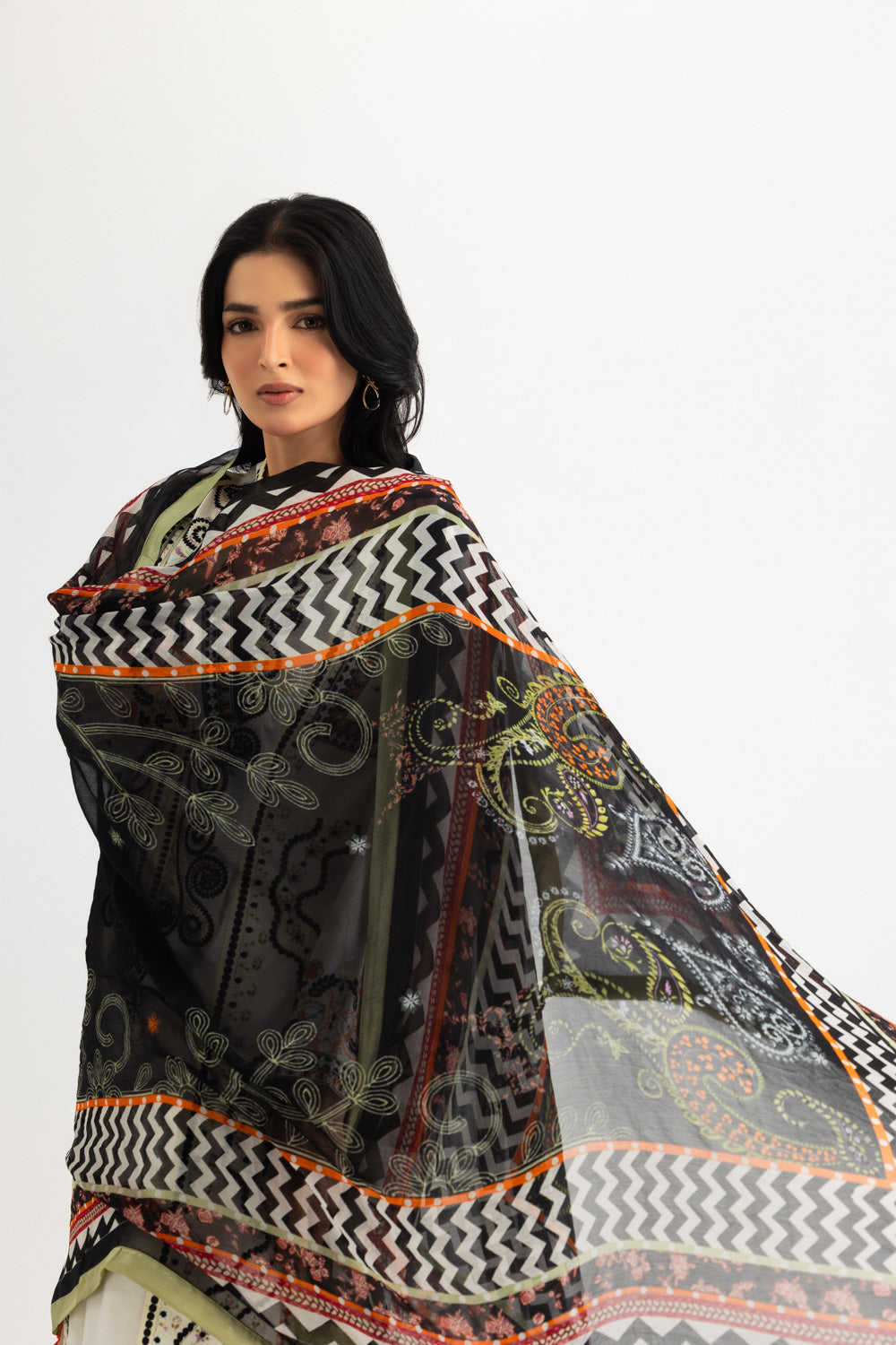 3Pc Cambric Embroidered Suit